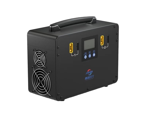 4 قناة 12-14S شاحنات بطارية طائرات بدون طيار ذكية 3000W AC 220V 50-60Hz