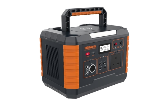 محطة طاقة محمولة 303Wh في الهواء الطلق 3.8kg 60W مدخل AC و 12-26V / 4A الشحن الشمسي