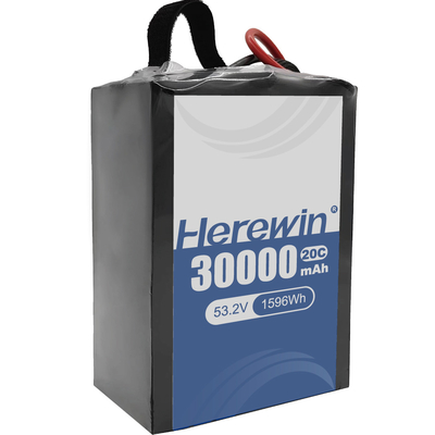 30000mAh سعة هنا في بطارية الحالة شبه الصلبة 14S 53.2V للشحن السريع والتصميم الخفيف